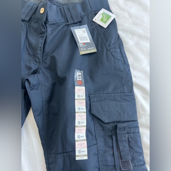 Navy blue 5.11 tactical EMT pants. Brand new. Never worn. - Picture 2 of 5